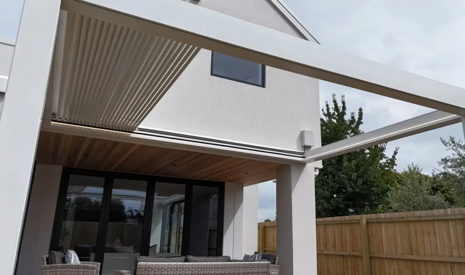 NZ Made Retractable Louvres